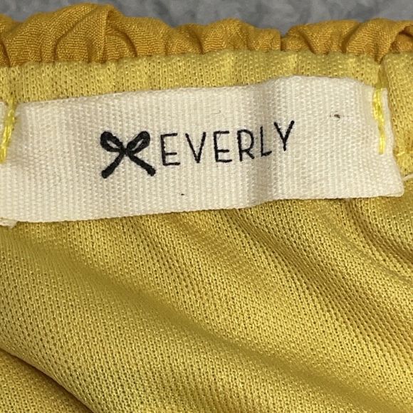 Everly Sleeveless Mini Dress Womens Small Yellow Penguin Print Flowy Tiered - Picture 8 of 15